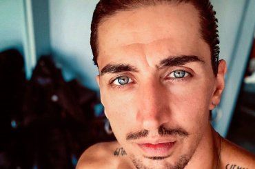 Raimondo Sacchetta, il fratello gnocco (e coreografo) di Marcello: le foto sexy da Instagram (con scommessa)