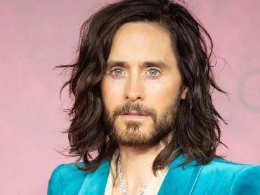 Jared Leto, 51 anni e un fisico da urlo. La foto social