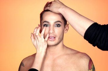 Frankie Grande, il fratello di Ariana Grande è diventato un cittadino italiano: “Piango di felicità”