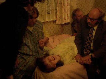 The Enfield Poltergeist, il trailer della docuserie Apple Tv+ sulla più famosa infestazione  poltergeist di sempre