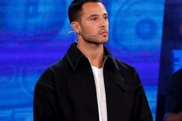 Giuseppe Giofrè nudo per LES HOMMES PUBLICS, le foto