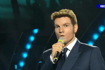 Tale e Quale Show 2023, Luca Gaudiano è un clamoroso Tiziano Ferro con “Non me lo so spiegare” – VIDEO