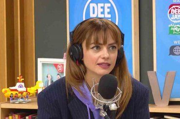 Annalisa incinta? La smentita: “L’unico parto attualmente previsto è quello del mio disco”