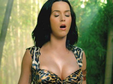 Katy Perry doppierà la signora Leopard in un episodio celebrativo di “Peppa Pig”