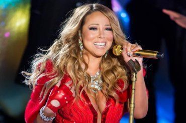 Impennata di ascolti per All I Want For Christmas Is You e Mariah Carey tuona: “NON ANCORA!”