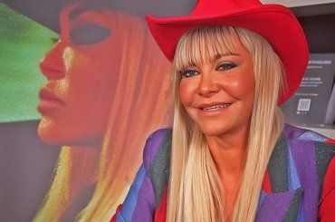 Vera Gemma punta gli Oscar 2024. Il suo Vera rappresenterà l’Austria come miglior film internazionale