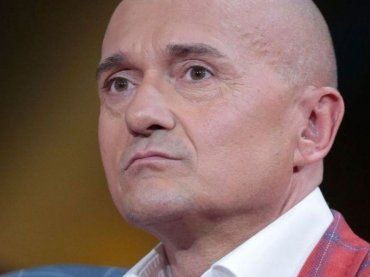 Alfonso Signorini in difficoltà: dati Auditel negativi per il GF