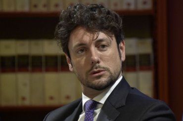 Andrea Giambruno lascia Mediaset: provvedimenti in arrivo per lui