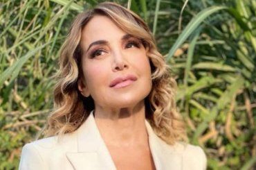 Indiscrezioni Sanremo 2024, Barbara D’Urso in lizza all’Ariston