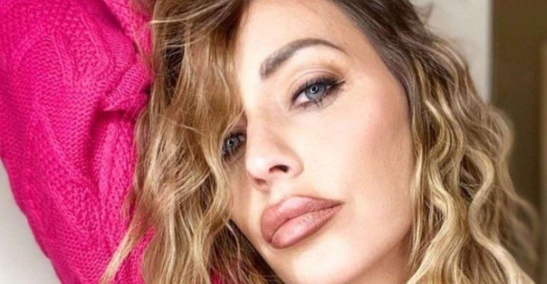 Uomini e Donne, Karina Cascella rivela particolari sulla sua dura giovinezza