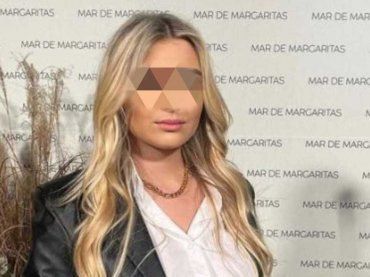 Chanel Totti vola in Spagna e il Web insorge: “Ma a scuola non ci va mai?”