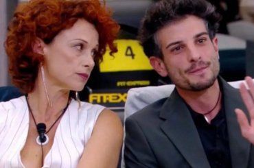 Grande Fratello: duro scontro tra Beatrice Luzzi e Garibaldi
