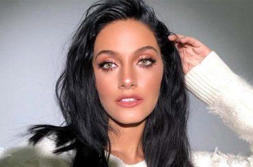 Oriana Sabatini si sposa? Arriva la foto social che non lascia più dubbi