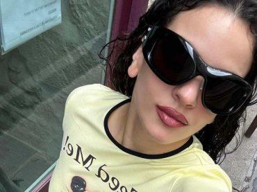 Rosalia e Jeremy Allen White sono davvero una coppia? Ecco la verità