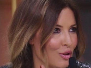 Domenica In, Lucarelli rivela la verità sulla cena con Mammucari: c’entra un suo ex famoso