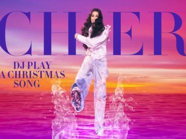 DJ Play a Christmas Song, il nuovo singolo di Cher esce venerdì 6 ottobre. La preview audio