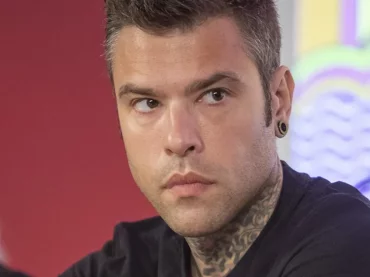 Fedez è tornato a casa: “Grazie per l’affetto e la vicinanza”