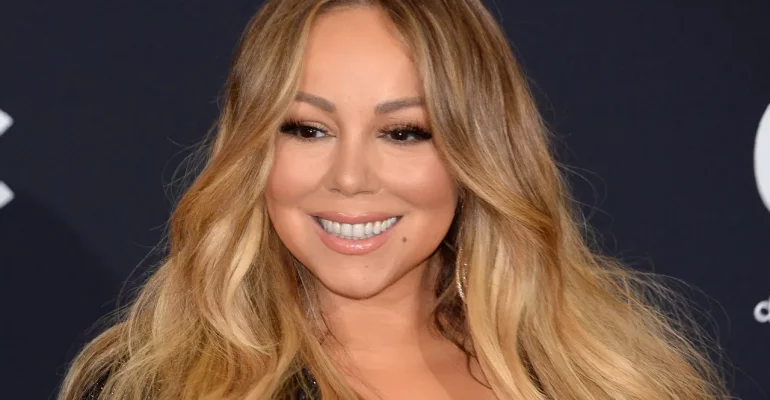 Mariah Carey dà il via al Natale annunciando il Merry Christmas One and All Tour