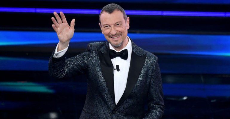 Sanremo 2024, Amadeus il presentatore dai guadagni stellari: la cifra