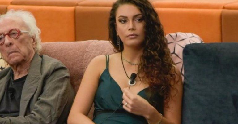 Grande Fratello, Mirko parla di Angelica mettendo fine ai dubbi: “Tra me e lei solo amicizia”