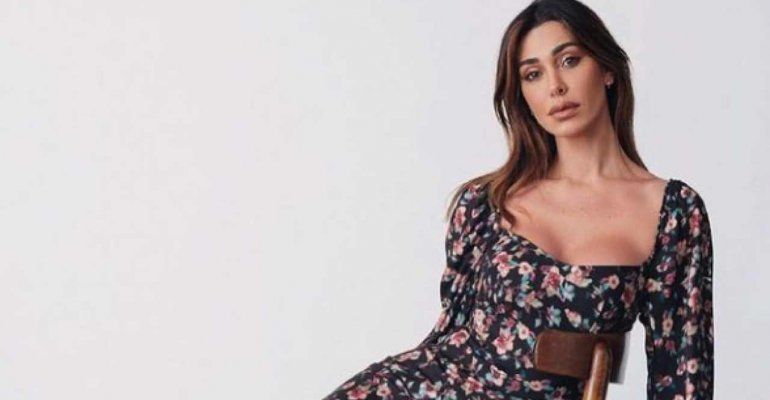 Belen Rodriguez, radiosa come non mai incontra il suo Elio: la “sfilata” è mozzafiato