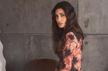 Belen Rodriguez pubblica la foto dell’anello di fidanzamento e dichiara: “Si..”