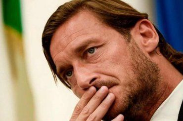Francesco Totti sorprendente. Il Pupone torna a parlare di Ilary Blasi: “Vorrei solo che…”