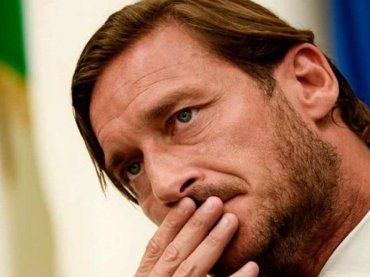 Francesco Totti sorprendente. Il Pupone torna a parlare di Ilary Blasi: “Vorrei solo che…”