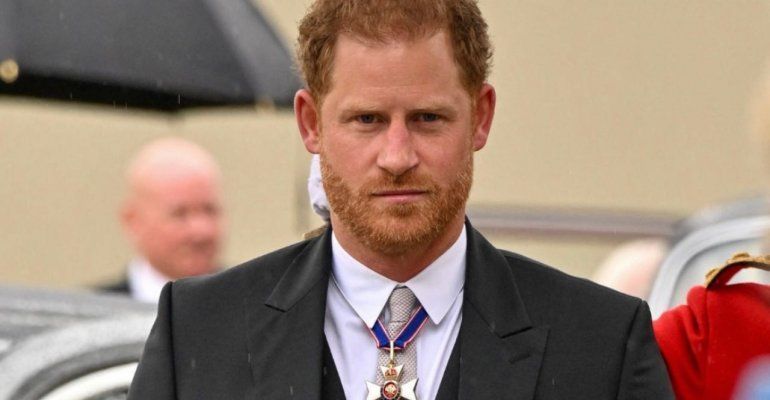 Royal Family, possibile riavvicinamento con Harry ma tutti hanno paura di lui: il motivo