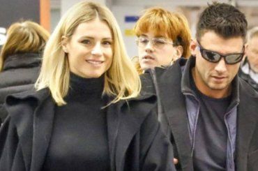 Michelle Hunziker e Carollo, avvistati in aeroporto: i due sono più innamorati che mai