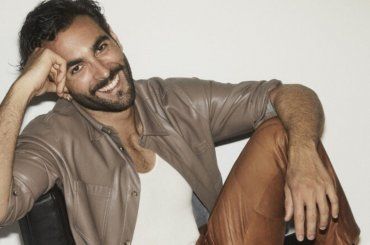 Marco Mengoni, co-conduttore della prima serata di Sanremo 24: conosciamolo meglio