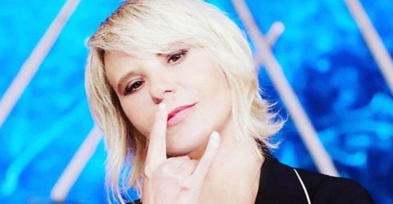 Sanremo 24, Maria De Filippi si conferma tra le scelte: cos’altro vedremo sul palco dell’Ariston