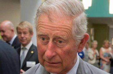 Il Guardian accusa Re Carlo, quello che farebbe con i morti è scandaloso