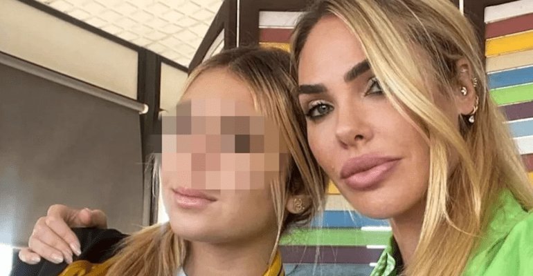 Chanel Totti già imprenditrice a 16 anni: ha fondato una società col fidanzato