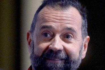 Fabio Volo e il racconto piccante: “io e lei in un bar a Riccione”…tutti i dettagli