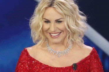 Antonella Clerici mostra i suoi addobbi di Natale, belli e particolari diversi dal solito