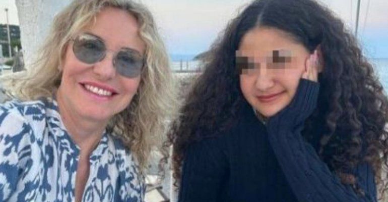 Antonella Clerici, un momento unico con la sua Maelle: lo scatto scioglie i cuori