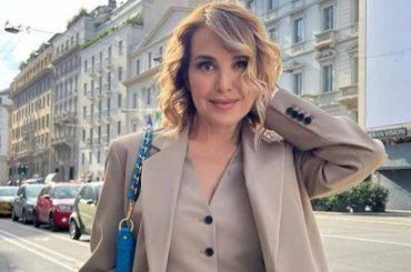 Barbara D’Urso dopo Londra ritorna in Italia, e si dedica ai nuovi impegni professionali