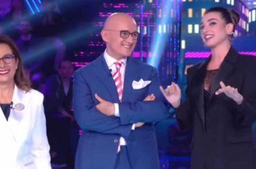 “E’ penoso giocare con i sentimenti per share”, GF nella bufera: il web si ribella