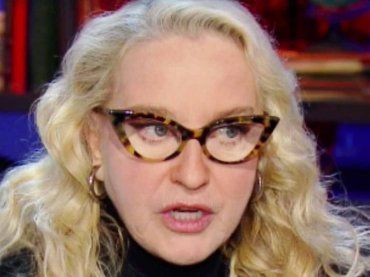 Eleonora Giorgi, la malattia avanza e con tutte le sue forze cerca conforto così