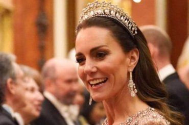 Kate Middleton, nota cantante rifiuta un tè a palazzo: “Avevo un impegno”