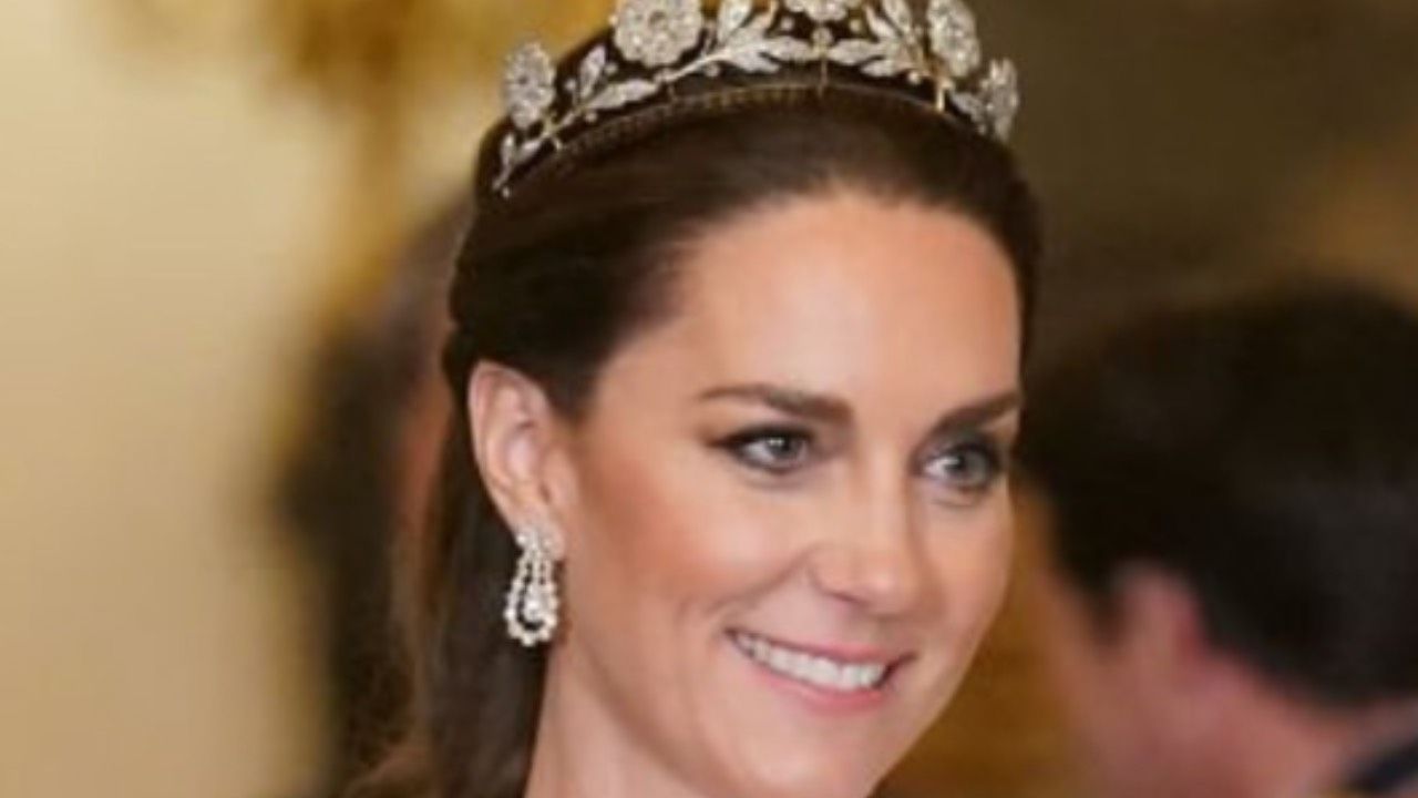 The Strathmore Rose Tiara that Kate wears has a mysterious history, what it represents