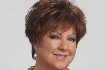 Orietta Berti indossa la parrucca, il motivo dietro questa scelta lascia a bocca aperta