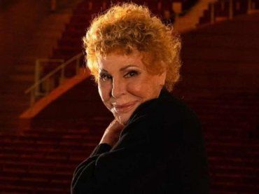 Macabra ironia per Ornella Vanoni, parla della sua morte: “Buttatemi nel mare”