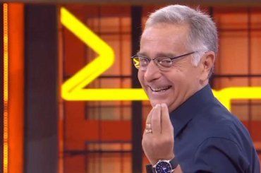 Paolo Bonolis è uno dei presentatori più pagati in tv, il suo compenso è da capogiro