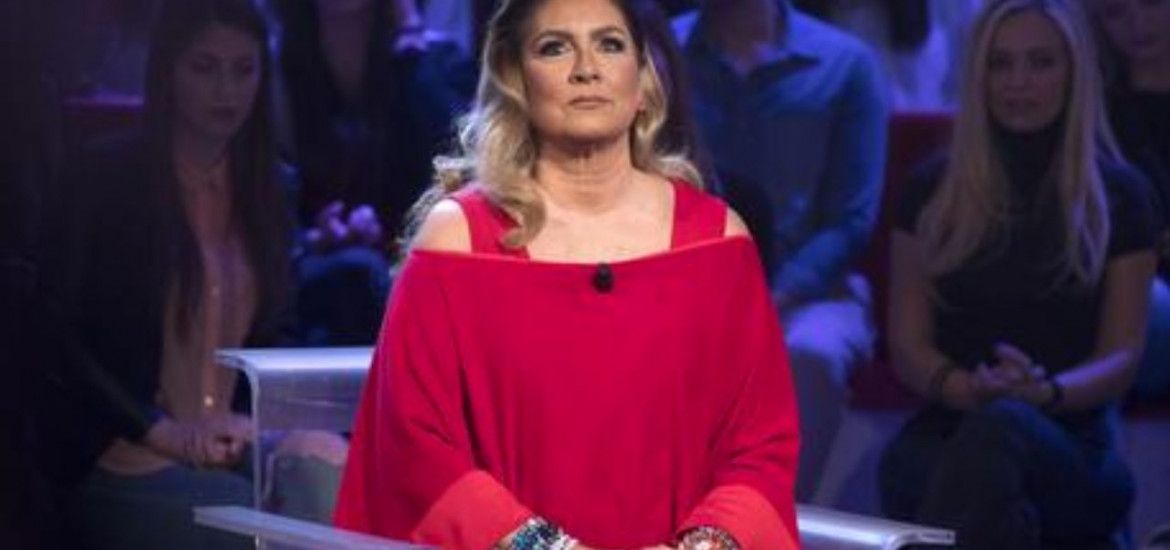 Romina Power tuniche