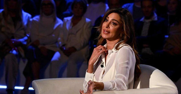 Belen Rodriguez in dolce attesa? La FOTO infiamma il web