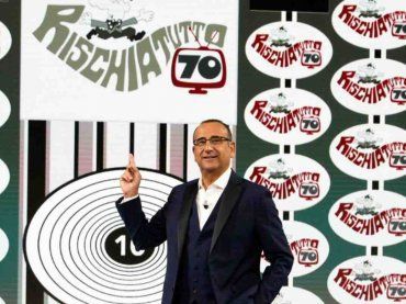 Rischiatutto 70: l’omaggio a Mike Bongiorno e la confessione di Renato Zero