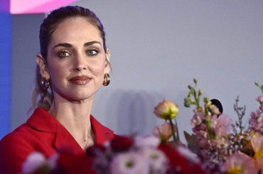 Chiara Ferragni, vandalizzato lo store di Roma: sulle vetrine “truffatrice”, “bandita”