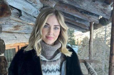 Il crollo colossale di Chiara Ferragni, scompaiono i pannelli Pantene dalle profumerie